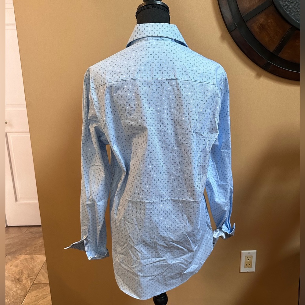construct button down shirt - Picture 2 of 3